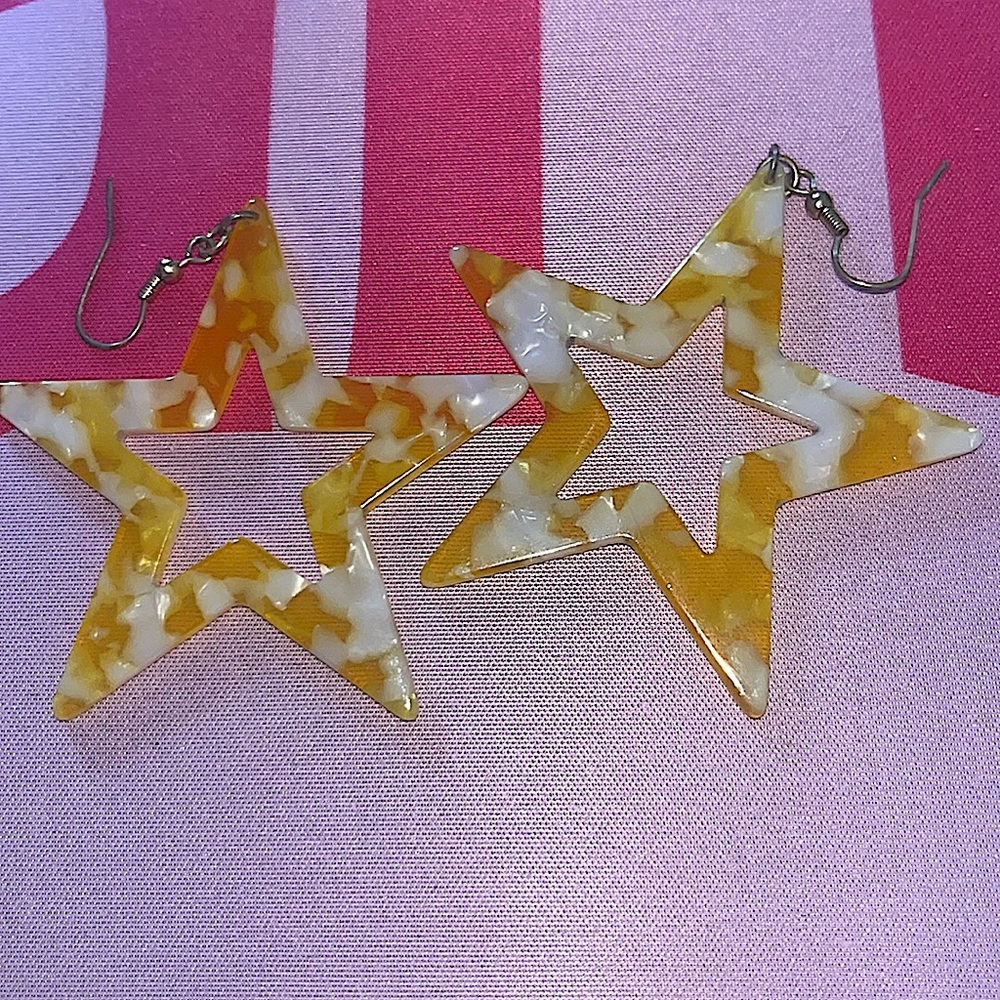 Yellow star earrings